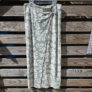 BE COOL Green Floral Maxi Skirt